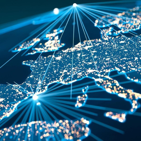 Evropska komisija predstavila predlog Akta o digitalnih omrežjih (Digital Networks Act)